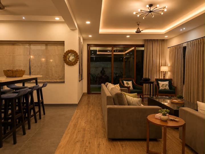 Living room image 5