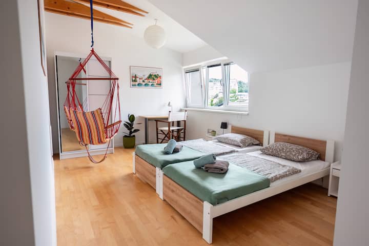 Cozy Haven: Relax & Chill - Wifi & Park Free - Ljubljana