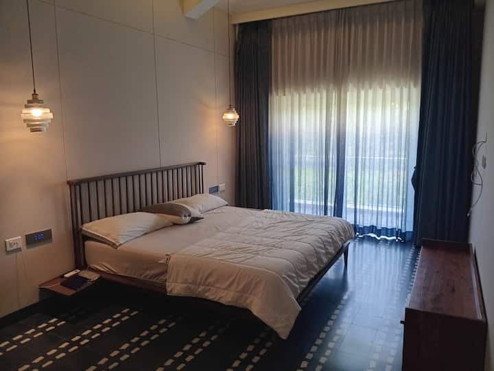 Villa Mo - Second Floor (Owner's Private Studio) 9