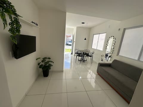 Top Airbnb: Cozy and fully-equipped house in Parnaíba-PI em Piauí