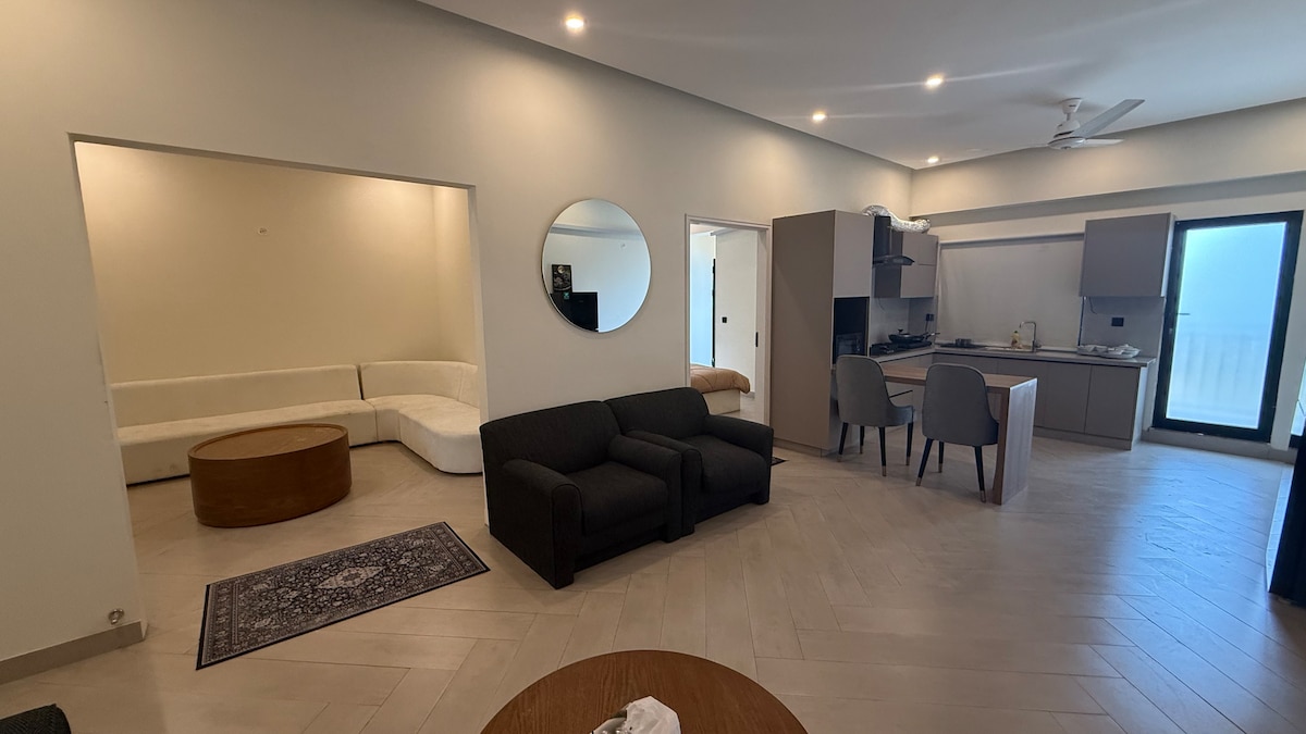Stay @ Phase 8. Near Creek Walk 3 Beds with Drawin - Apartments for ...