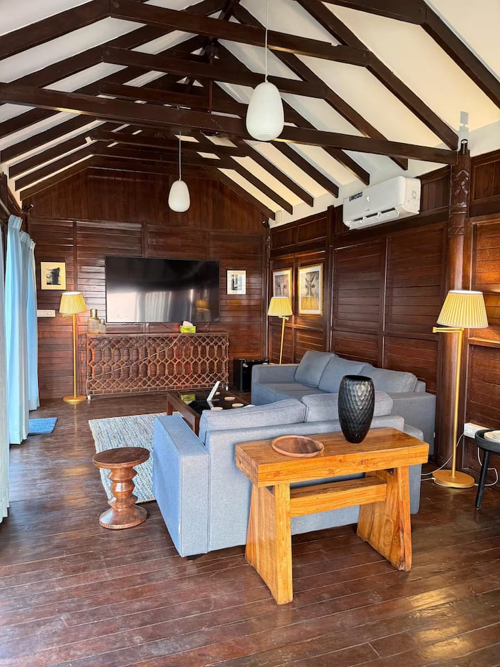 Living room image 2