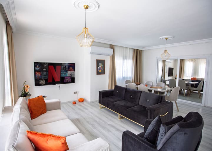 Orange Flat 3+1 Kyrenia Center By Holidaykeys - 키레니아