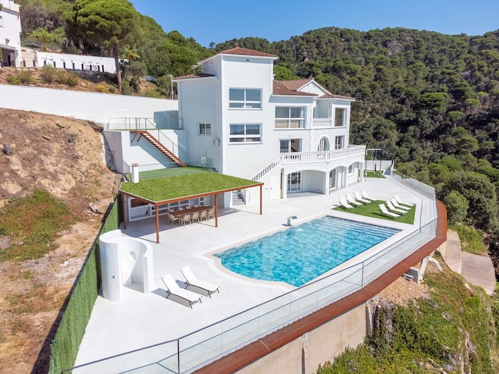 Villa Aurea, Piscina, Jacuzzi Y Vista Panorámica - Blanes