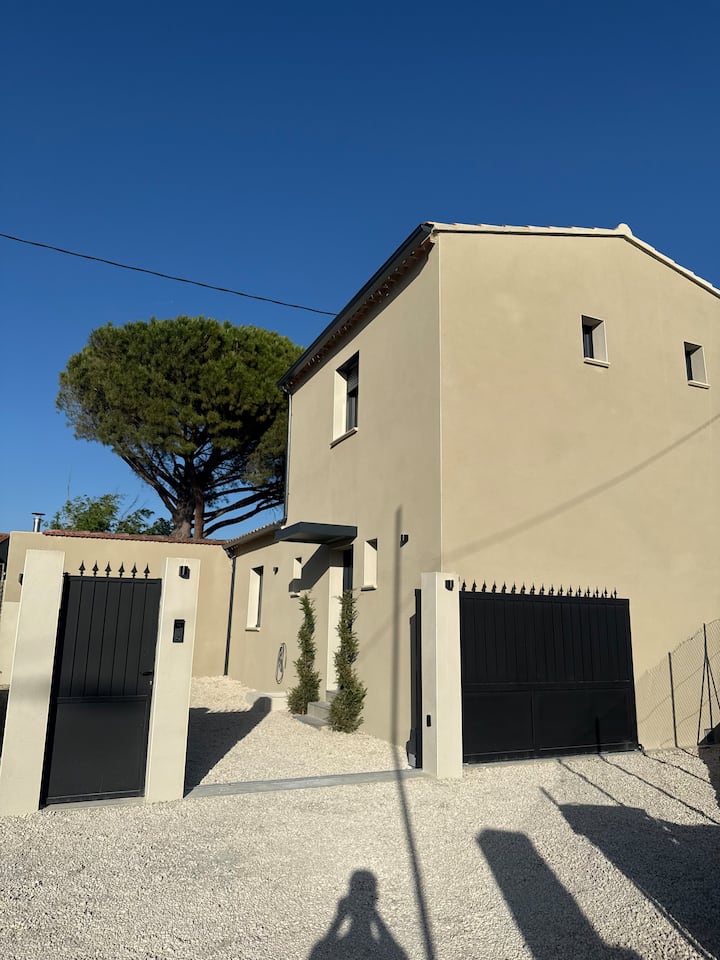 Villa Rien Quà Vous Moderne, Neuve & Privée - Sorgues