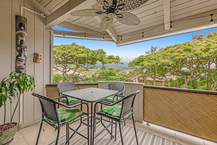 New Fall Sale 2 Bed Sleep 4 Ac Pool Lanai Hot Tub - Kailua-Kona, HI