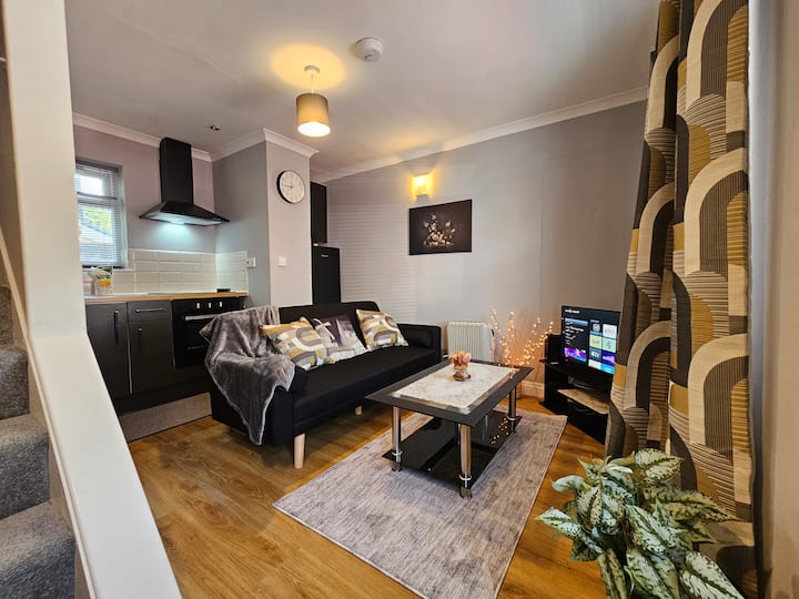 Modern Retreat Near Cardiff Centre - 1 Bedroom - Barry