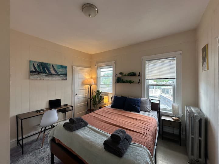 Room Near Harvard, Mit, Charles River & Boston#14 - Cambridge, MA