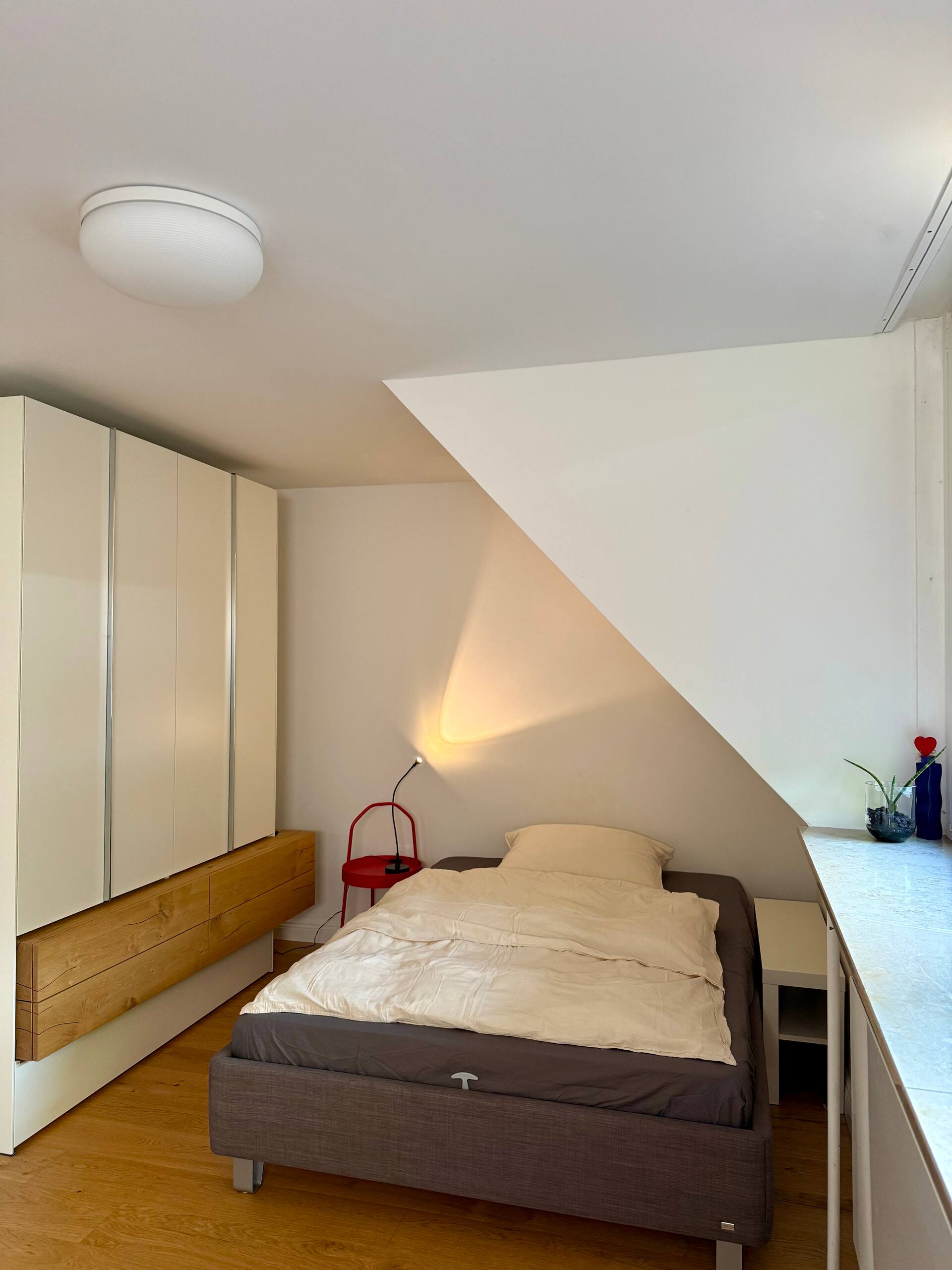Quiet 1-room apartment – close to city & university
