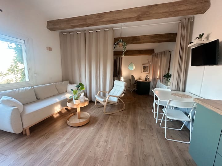 Appart Indépendant Avec Jardin, Piscine Et Parking - Fréjus