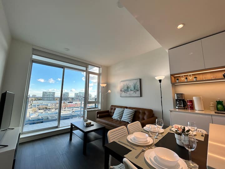 Richmond Central 1 Bedroom 1 Bathroom Suite - Richmond