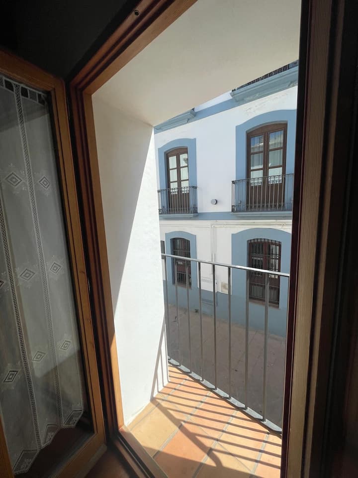 Magnífica Casa De Pueblo En Dénia - Dénia