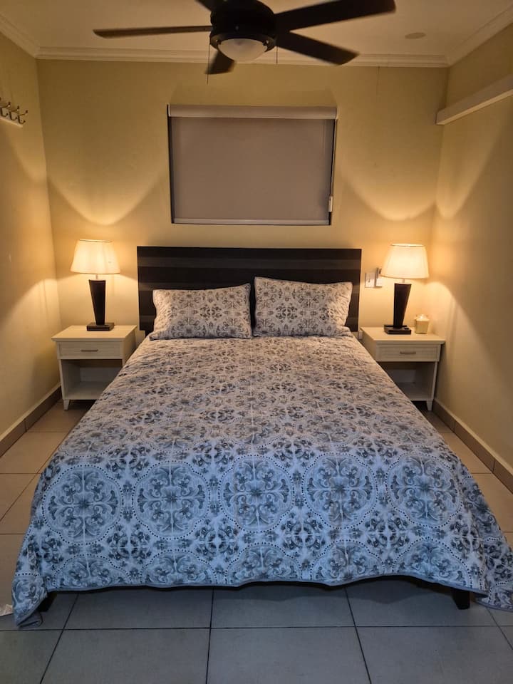 Cozy Studio Apartment Near Eagle Beach. L@s Chikis - アルバ