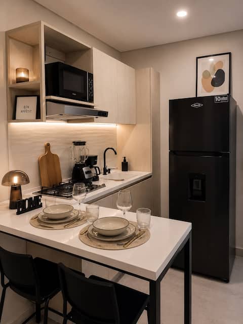 Top performing Airbnb: Brand-new Loft 103 with A/C, Wi-Fi, Parking in Urbanización La Merced