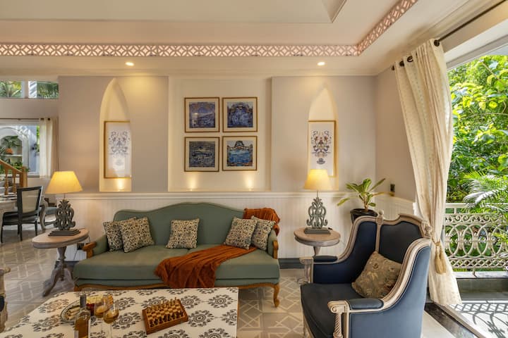 Living room image 1