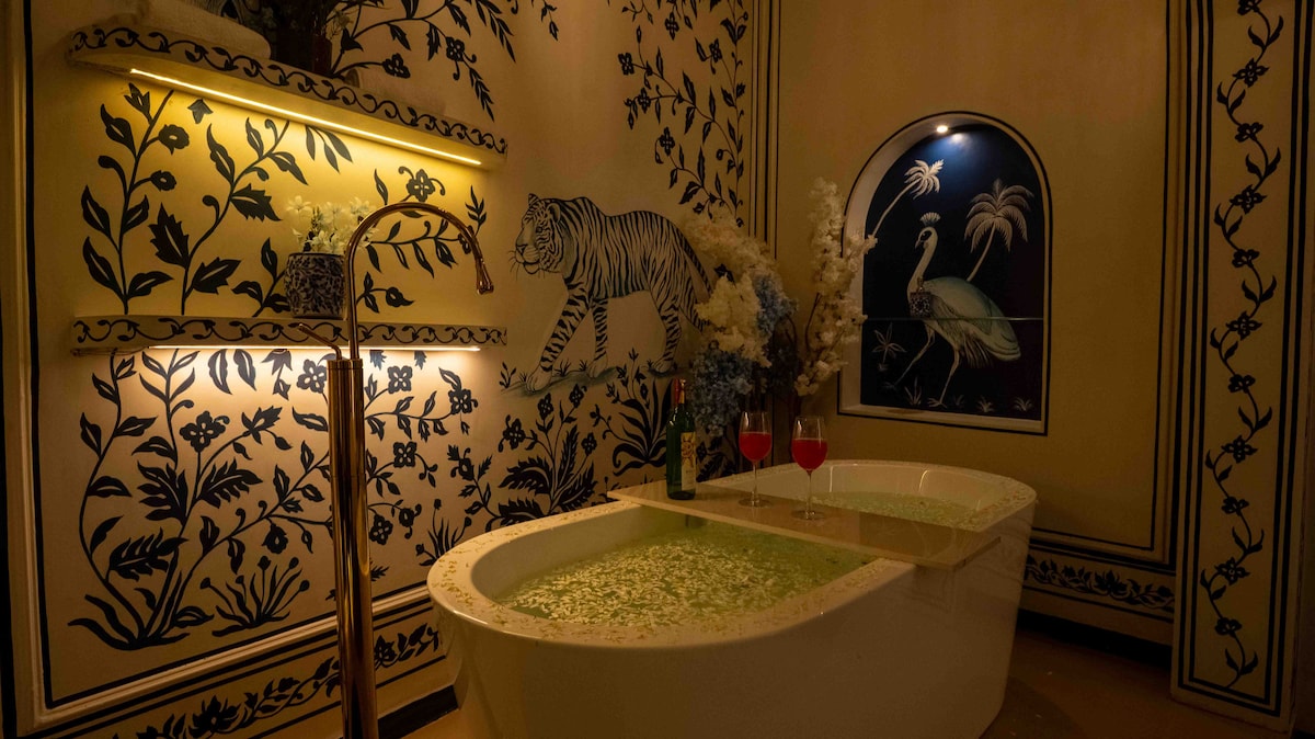 Casa Bleu -a Timeless Royal Escape by Artive Stays — gallery 2