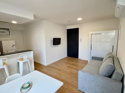 Top Airbnb: Apartment in Downtown Montevideo in Centro