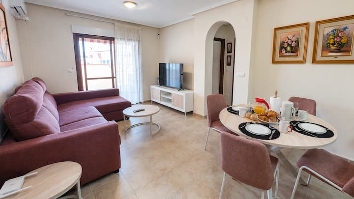 Er-220 Vivienda Con Terraza Y Piscina Comunitaria - Torrevieja