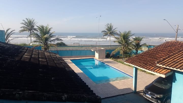 Casa de frente para o mar, Itanhaém