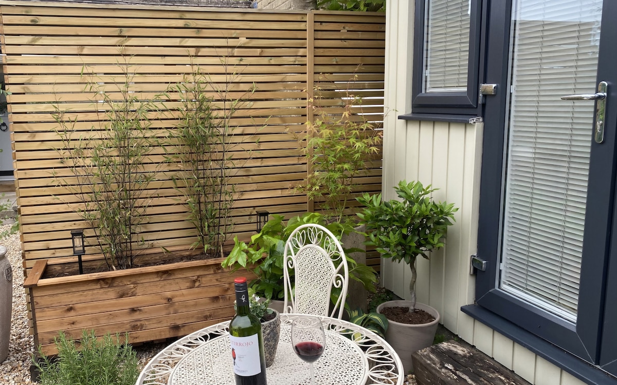 Air conditioned cosy cabin retreat in Derbyshire – photo 20