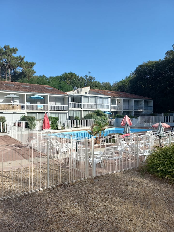 Studio Location
Parc Ombragé Piscine Plage. - Jard-sur-Mer