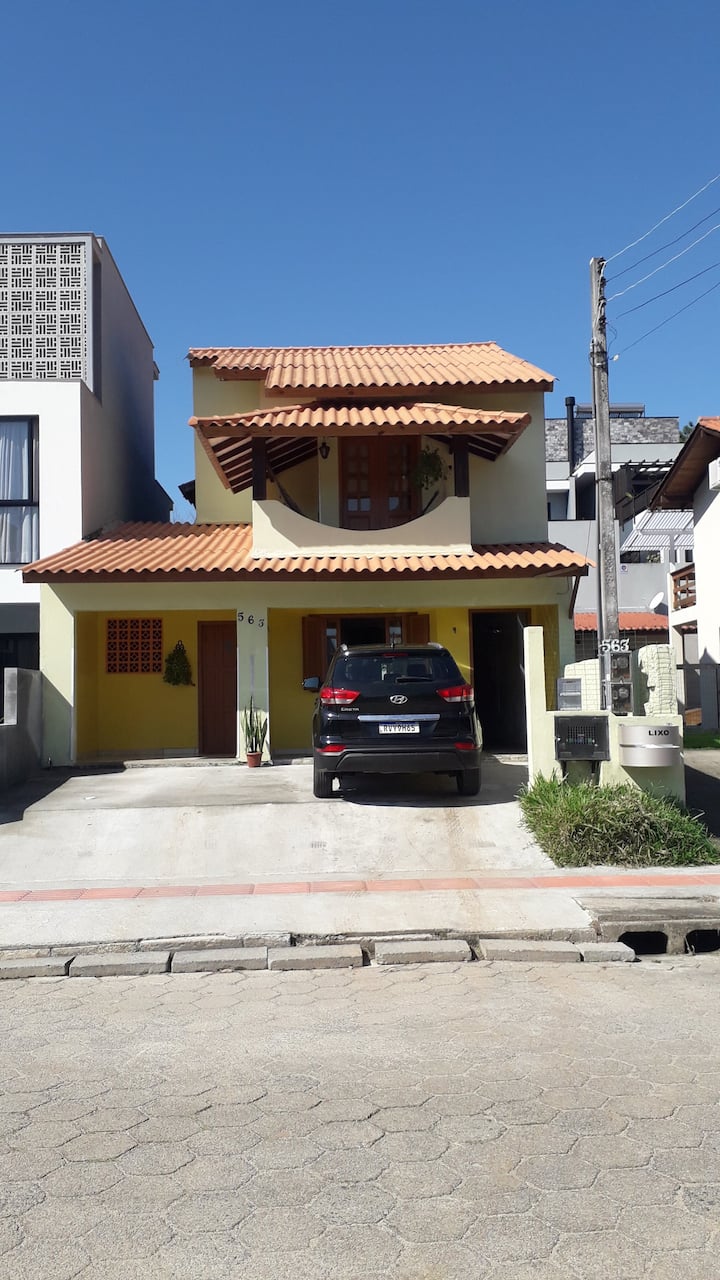 Apartamento Térreo Um Quarto - Garopaba