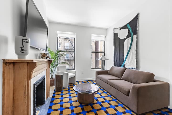 Historic Harlem Stay: Comfort On A Quiet Block - New York City, NY