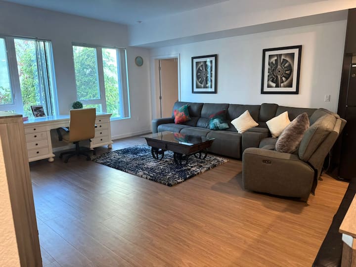 Spacious 2br King Stay In Arts District - Los Angeles, CA