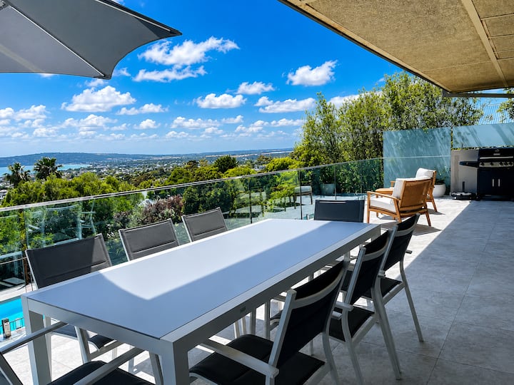 Stunning Bay Views With Pool - Arthurs Seat