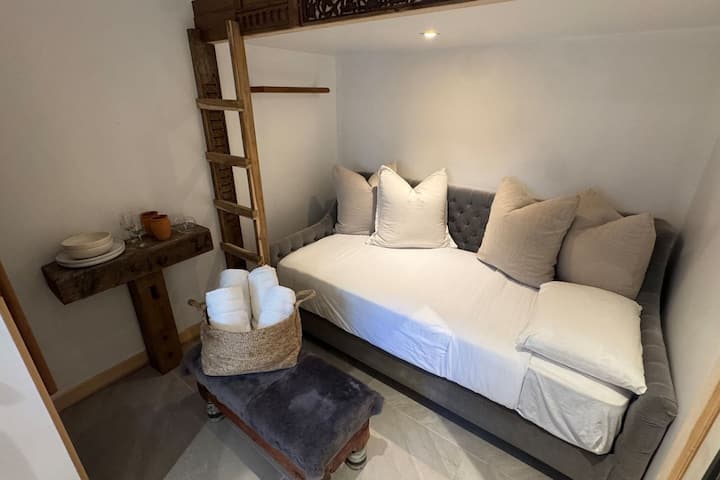 Tiny Home With Gazebo - San Rafael, CA