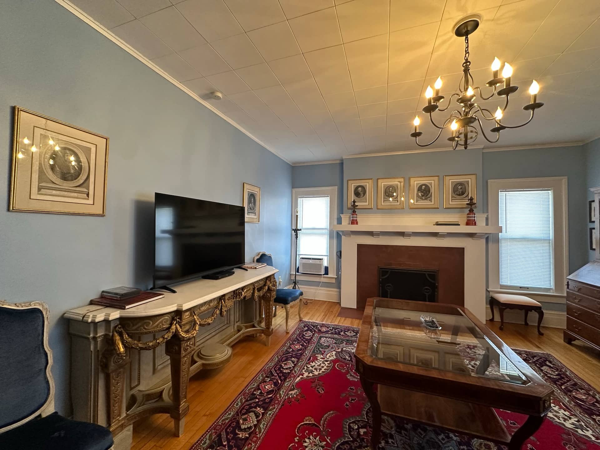 The Mayor's Suite