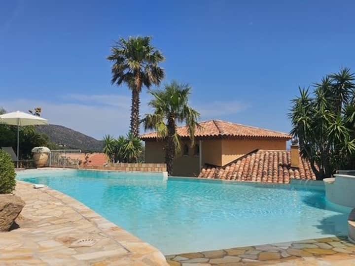Villa Vue Mer, Animaux Admis - 12 Pers. - Bormes-les-Mimosas
