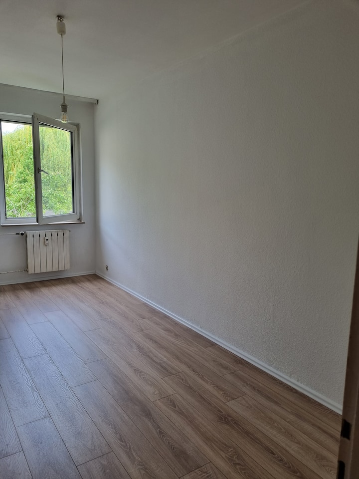 Renovierte Wohnung-hauptbahnhof/uninah - Duisburg