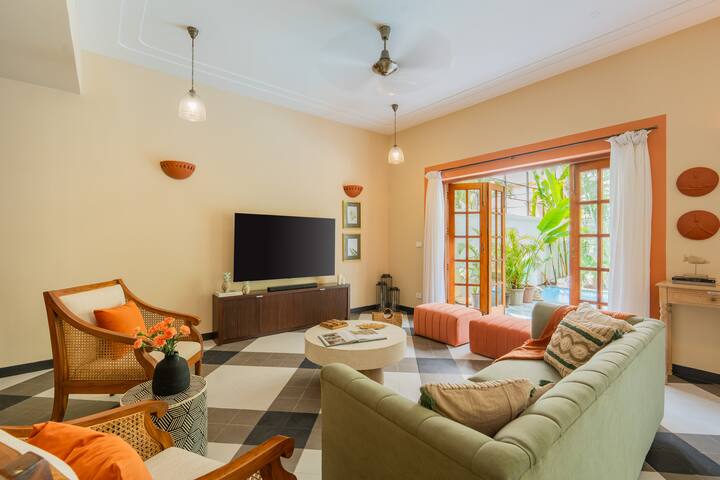 Living room 1 image 2