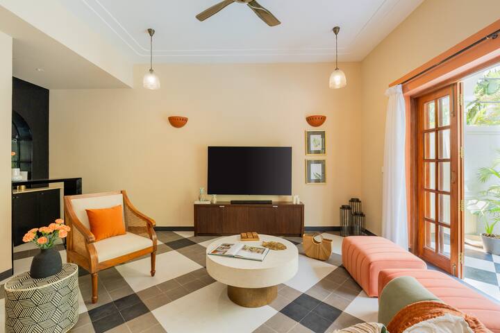 Living room 1 image 7