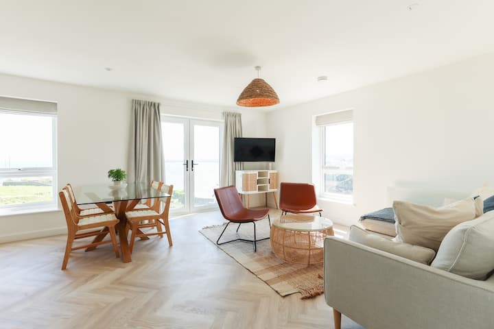 Gwel Y Mor Arfordir By Birch Stays - Anglesey