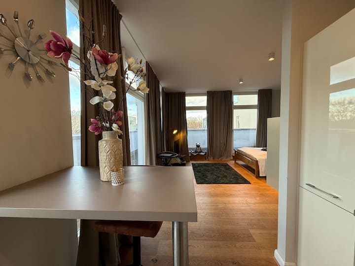 Gemütliches Apartment Mit Großer Terasse - Hamburg