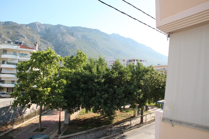 El departamento soleado de Leo - Apartamentos en alquiler en Loutraki ...