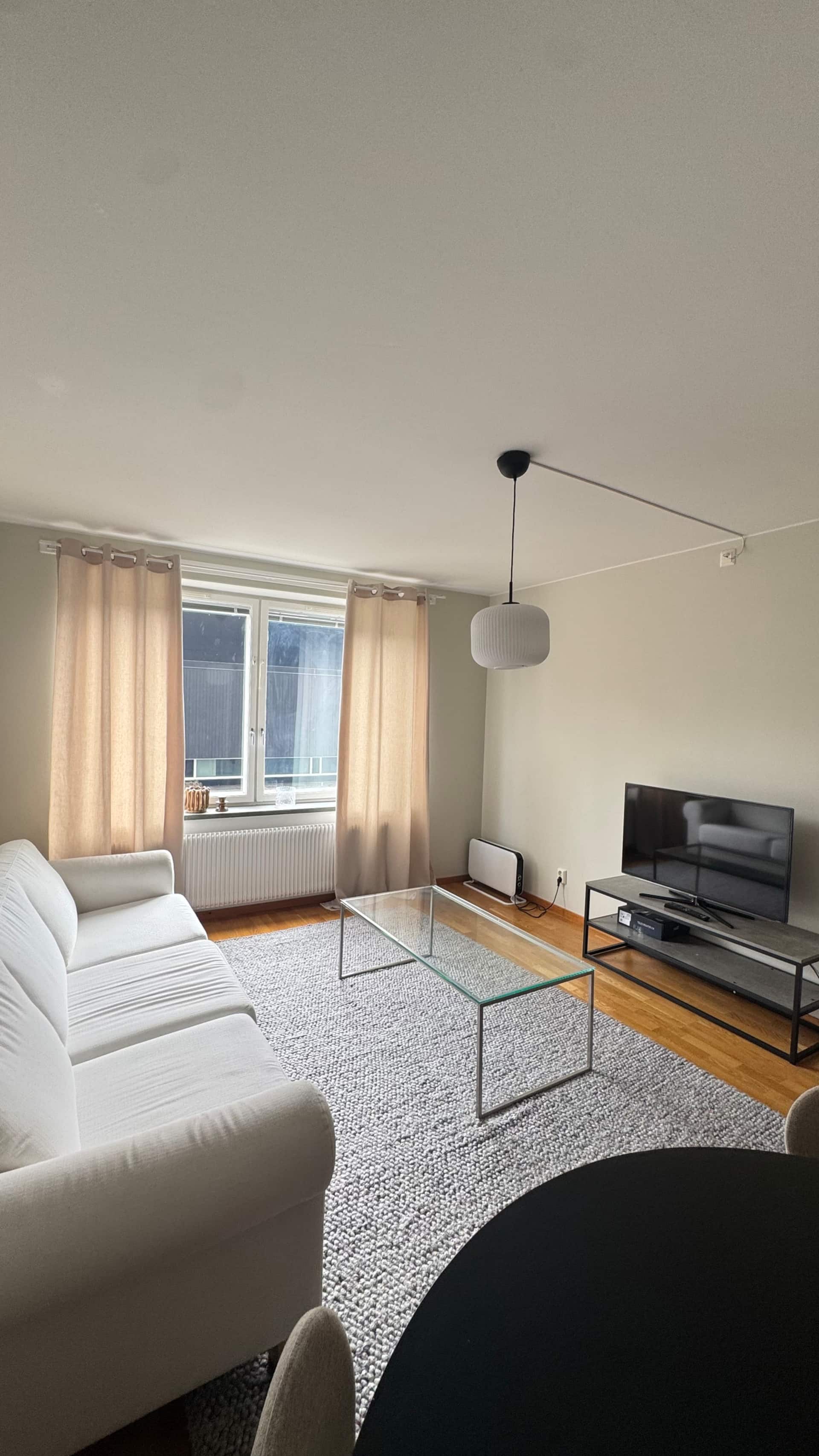 Furnished 2 bedroom apartment with a balcony in the heart of Sundbyberg