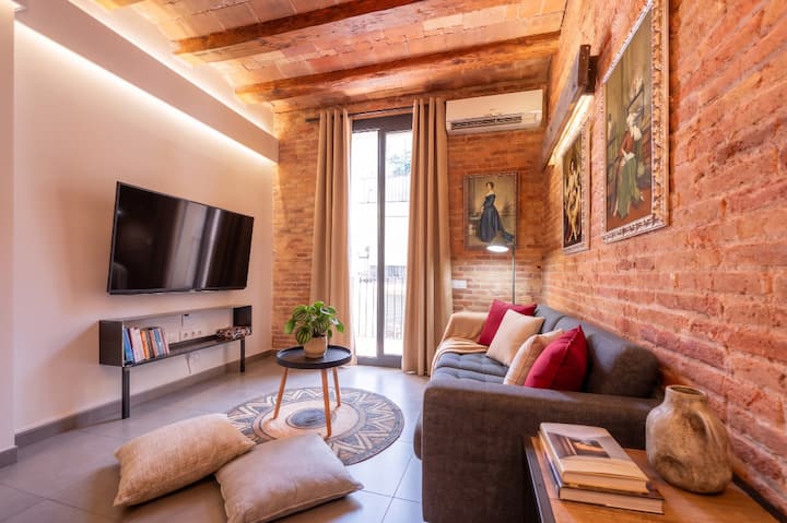 Comfy 4-bedroom Group Flat For 8ppl Near Montjuïc -