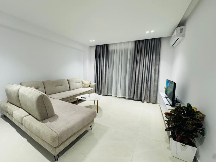 Hana Apartment Saranda | Warm & Cozy Stay - Saranda