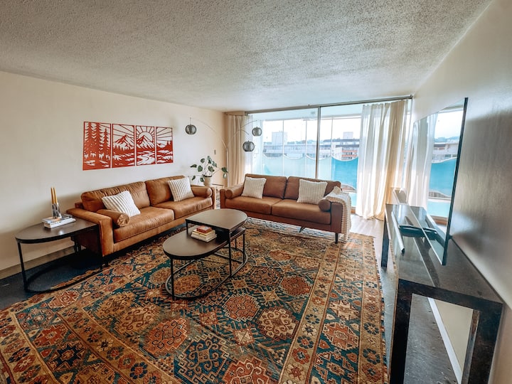 Midcentury Mile High Condo - Denver, CO