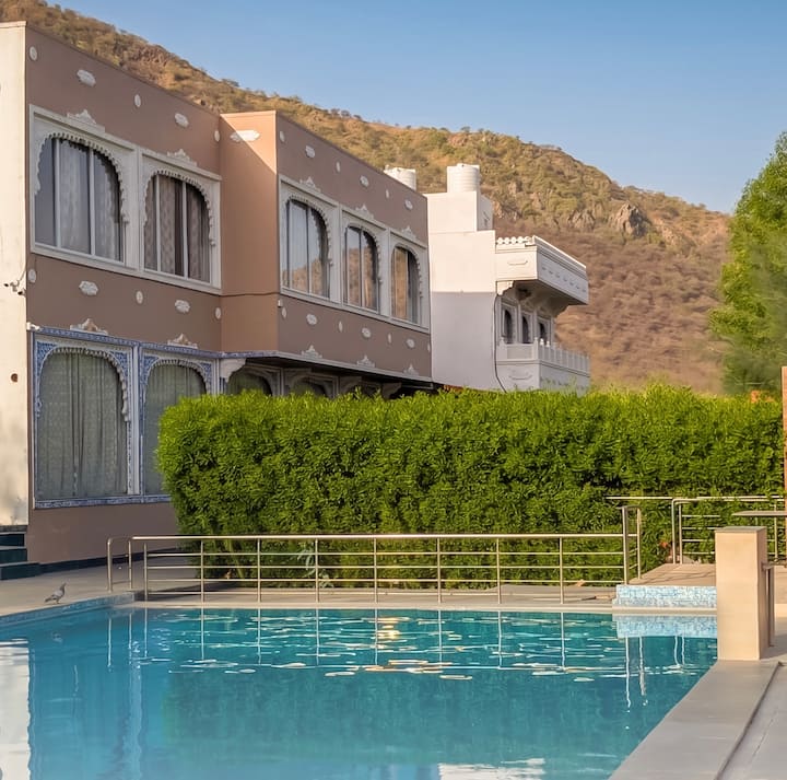 Luxury 7 Bhk Villa With Private Pool - Udaipur