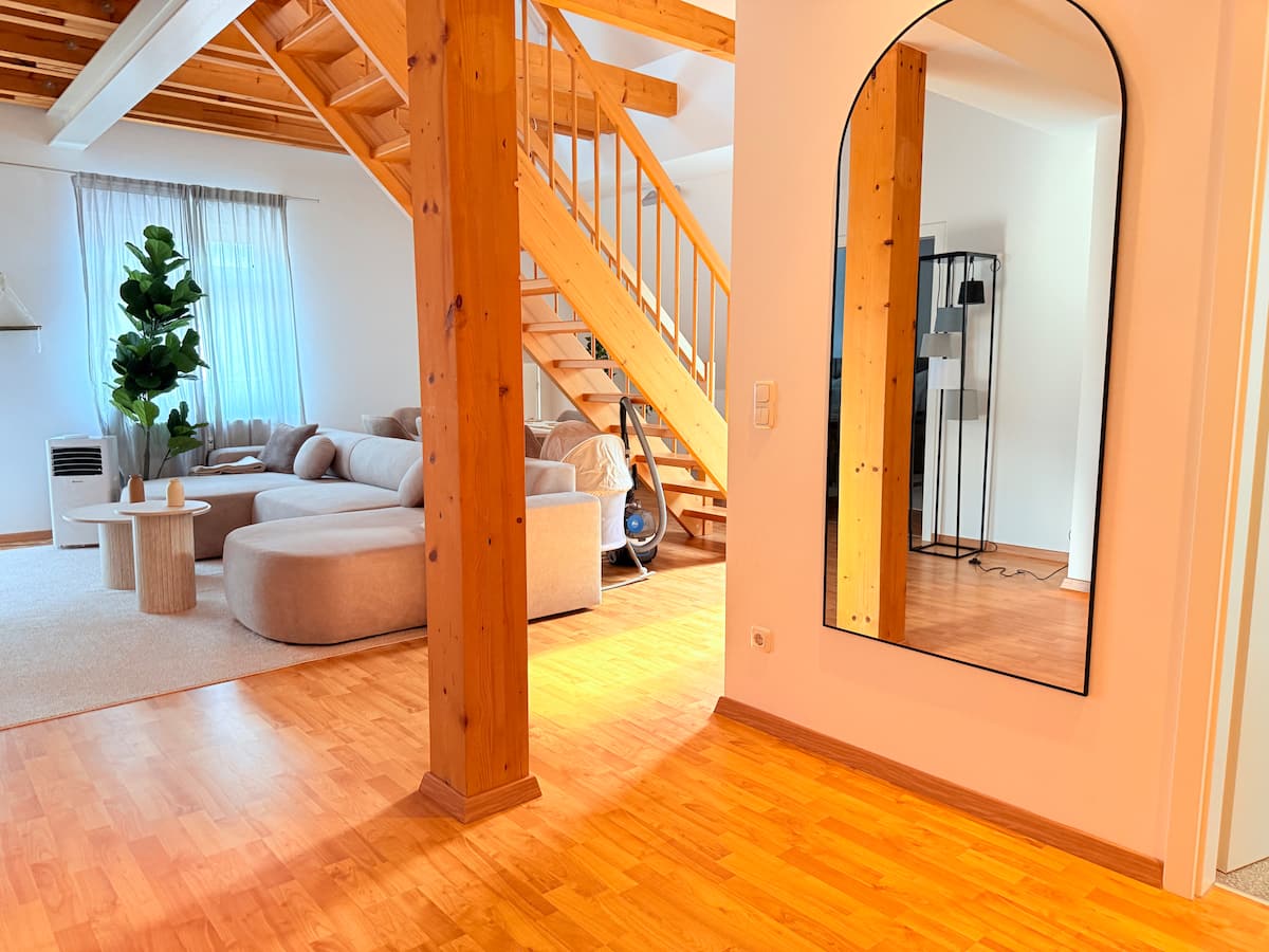 126m² Neu! AltstadtSuite Panorama – 126m² Ferienwohnung in Coburg, Herrngasse 12