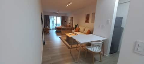 Airbnb con mejor rendimiento: Luxury studio, modern design and natural light en Dock Sud