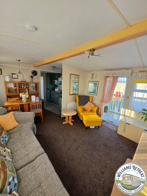 Successful Airbnb property: Warm 6-Berth Caravan w/ Bath @ The Chase in Ingoldmells