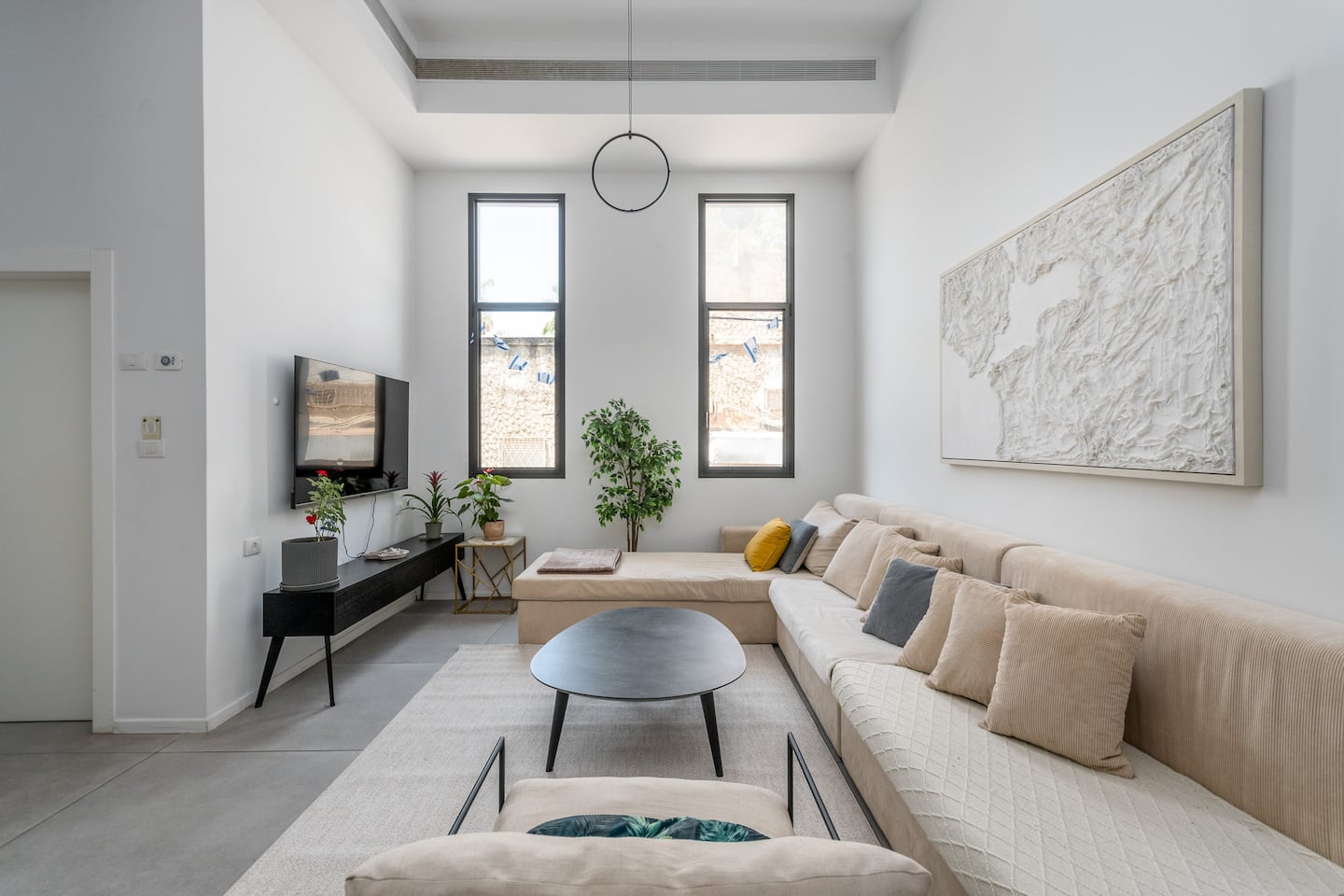 Family Triplex · 220 m² — Kerem HaTeimanim