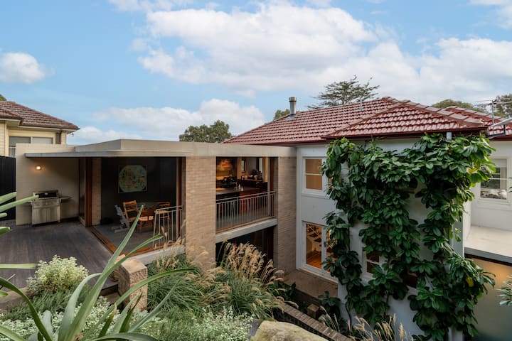 An Architect's Family Home - Collaroy