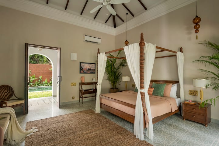Bedroom 1 image 2