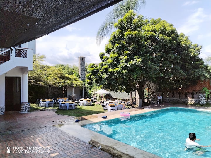 Alojamiento Entero 
Para Fines Y Eventos - Cuernavaca